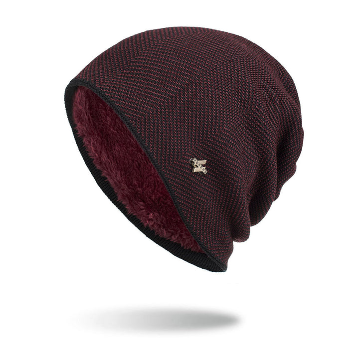 Slouchy knitted beanie with fleece lining