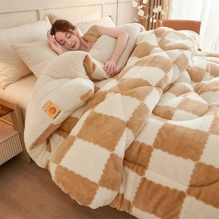 Cosy Quilts Weighted Blanket with Plaid Design