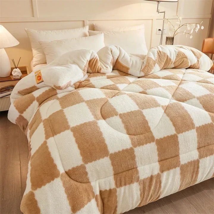 Cosy Quilts Weighted Blanket with Plaid Design