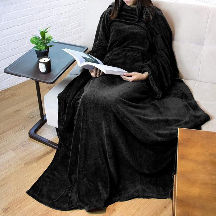 Snugleigh Long sleeved blanket with a front pocket