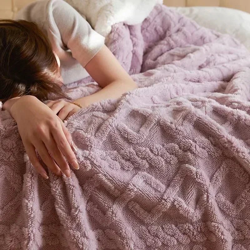 SHEARCOZY – Ultra-Warm Lambswool Blanket for Winter Comfort