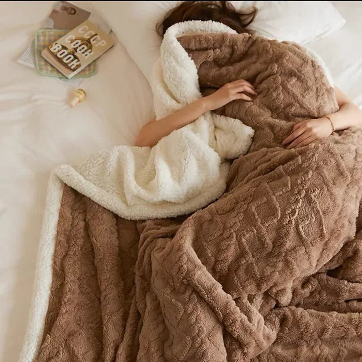 SHEARCOZY – Ultra-Warm Lambswool Blanket for Winter Comfort