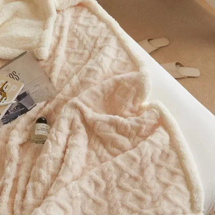 SHEARCOZY – Ultra-Warm Lambswool Blanket for Winter Comfort