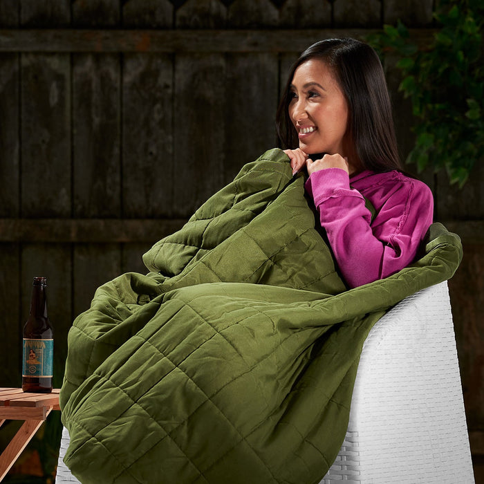 Snugleigh™ Cordless Heated Blanket with Power Bank & 3 Heat Zones